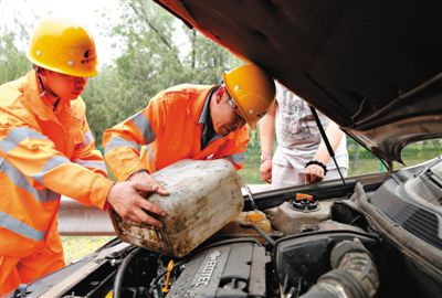 六盘水剑阁道路救援